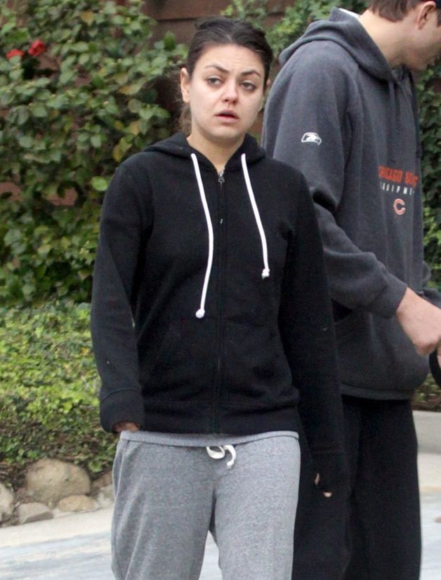 mila-kunis-without-makeup_zps51aed56e.jpg