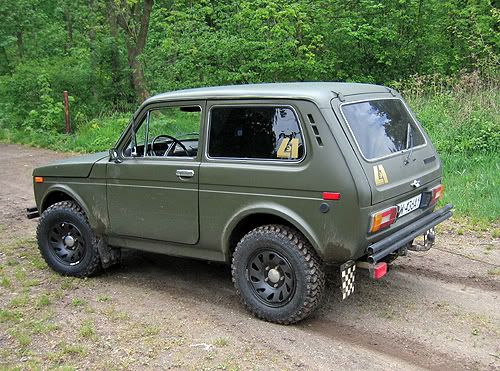 Lada-Niva-4x4-green.jpg
