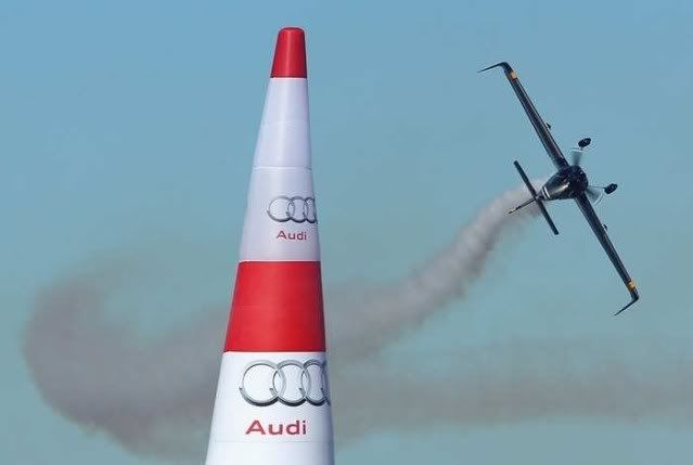 Red-Bull-Air-Race-2010-13.jpg