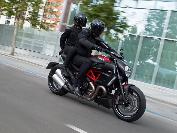 2011 Ducati Diavel Carbon. Ducati Diavel: What the hell?