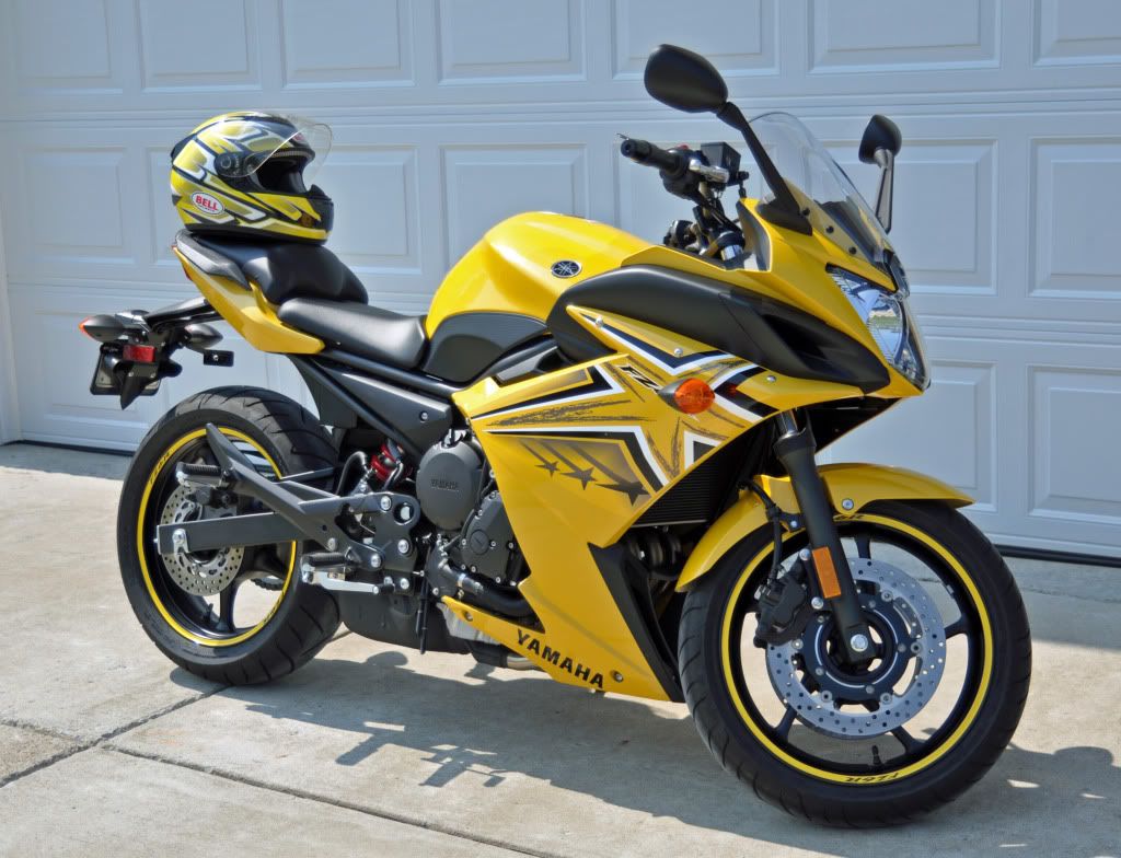 Yellow Fz6R