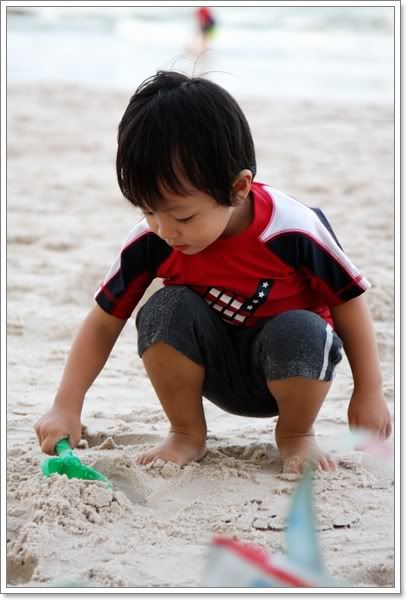 ทริปหัวหิน Sofitel ฟกัสเล่นน้ำ ทราย