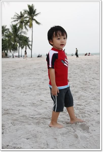ทริปหัวหิน Sofitel ฟกัสเล่นน้ำ ทราย