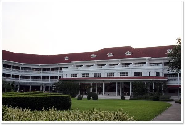 ทริปหัวหิน Sofitel ฟกัสเล่นน้ำ ทราย