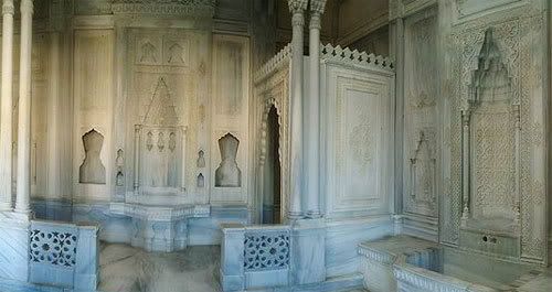 ciragan_sarayi_hamam.jpg