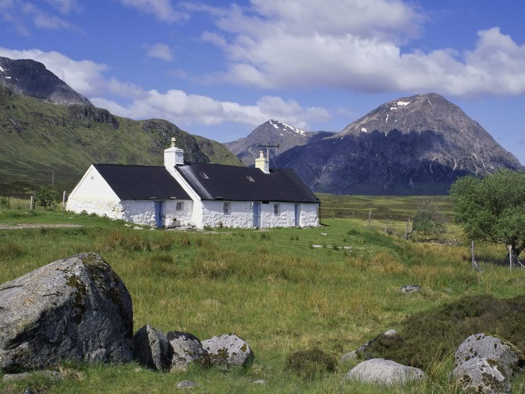 BlackRockCottageGlencoeScotland.jpg