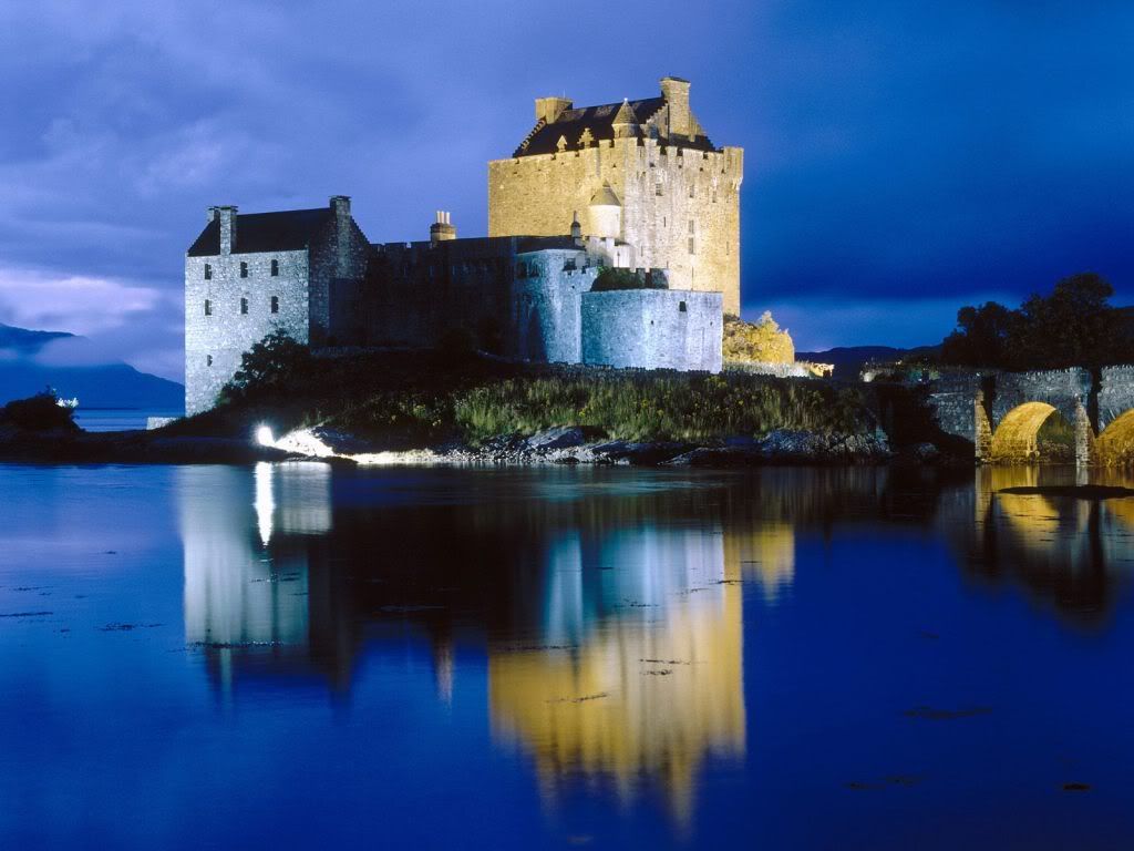 EveningFallsonEileanDonanCastleScot.jpg