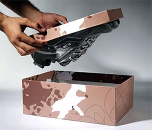 reebok-package_thumb1-1.jpg