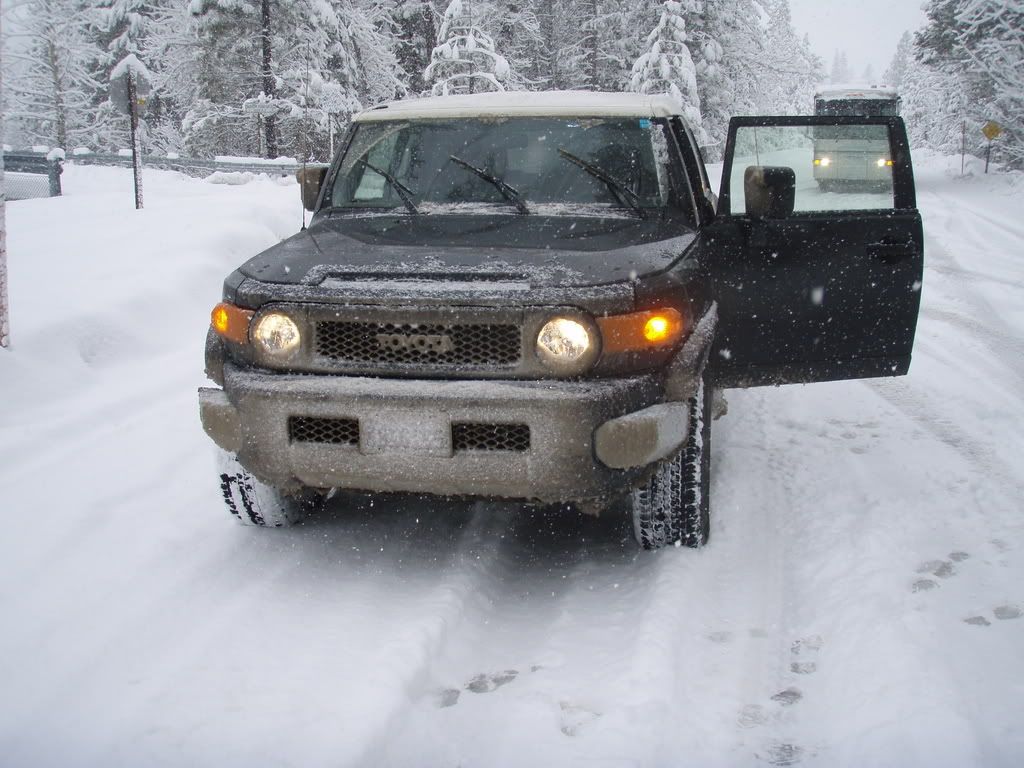 fj cruiser snow