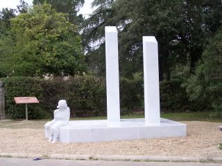 monumento in memoria delle vittime del manicomio