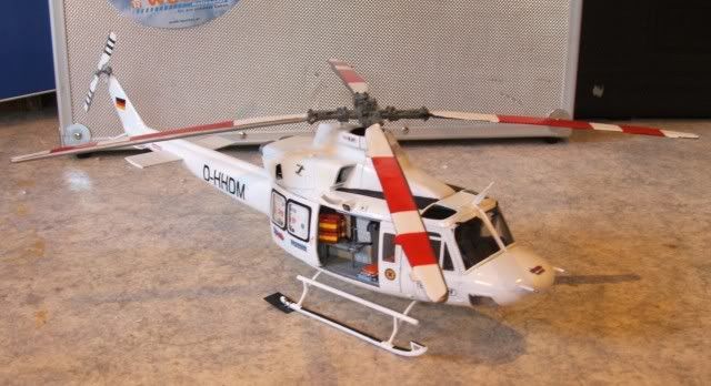 Bell412-8.jpg