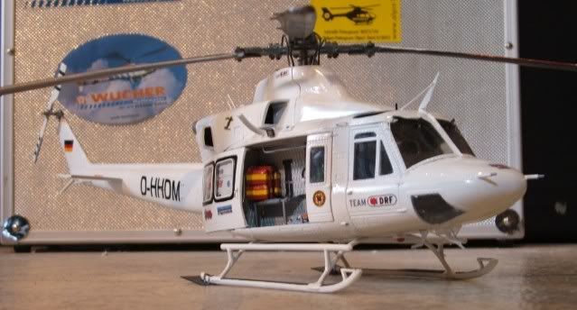 Bell412-9.jpg