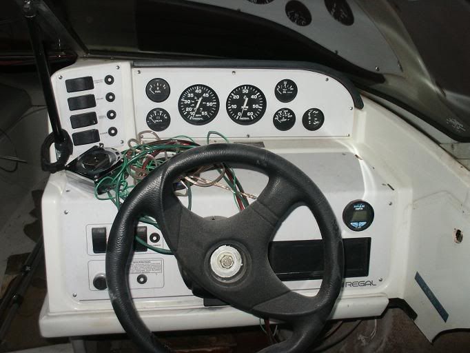 Why is my gas gauge stuck on E? (pics) Boat Design Net