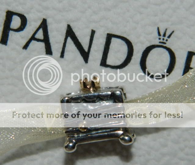 Authentic Pandora Retired Princess and the Pea Charm 790320  